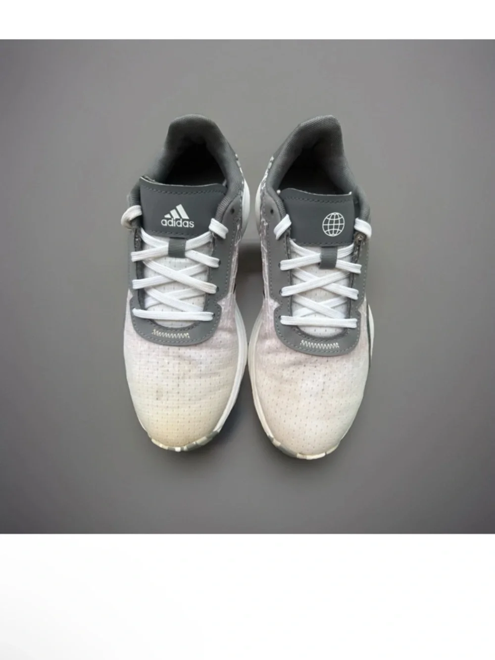 adidas Boys US 4 Gray and White Animal Print Athletic Sneakers GUC *READ*